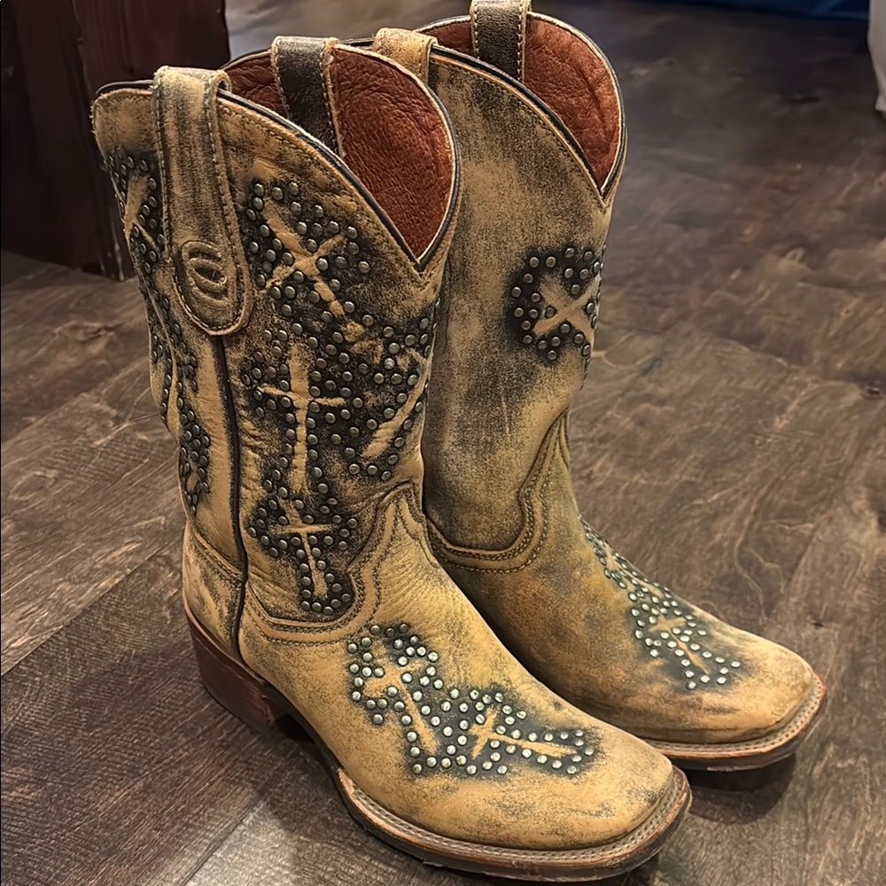 Dan Post Western Cowboy Boots w/ Crosses